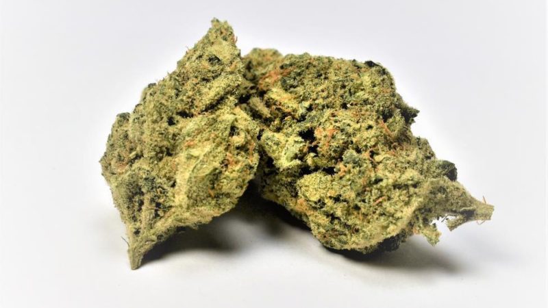 Weed price Prague. 
                    Pineapple Pomegranate Marijuana Strain